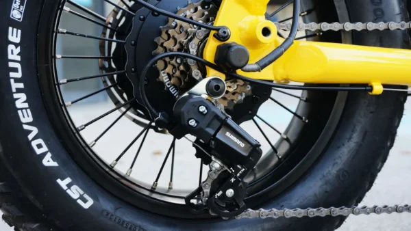 BugS-rear-tire KHS x Sillykids Bug S | Cargo e-bike